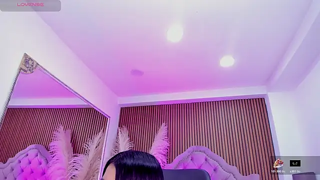 SelenaStonne Chat XXX live