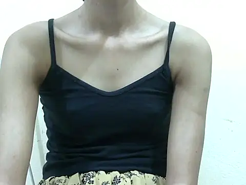 Anu_tiny – Live XXX-chat