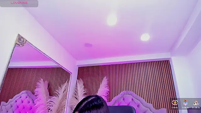 SelenaStonne's Live XXX Chat