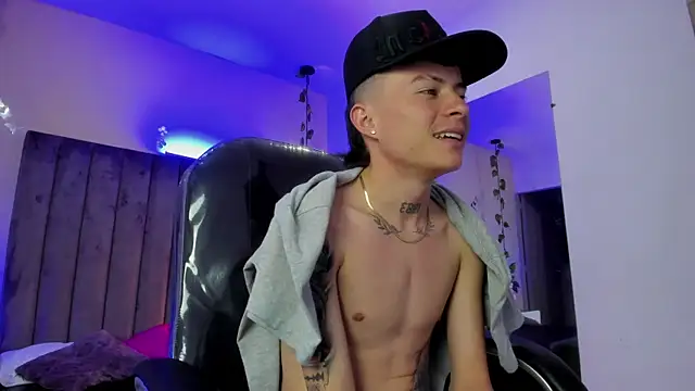 Nascary_Fox Chat XXX live