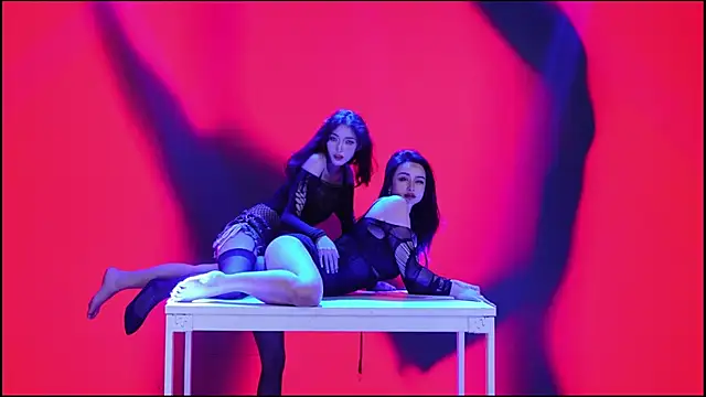 SoHo__club's Live XXX Chat