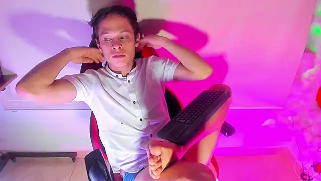 LilOwen_'s Live XXX Chat