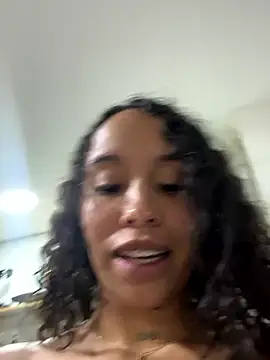 MarieLeon's Live XXX Chat