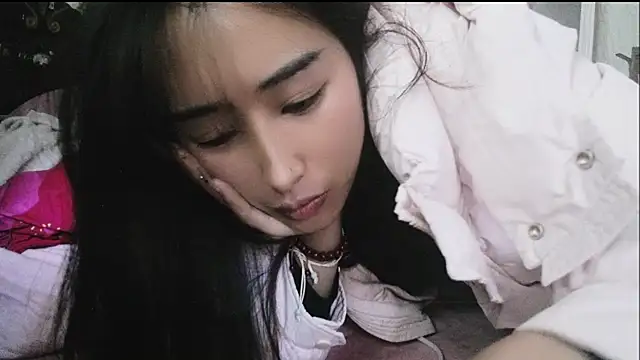 hebe-02's Live XXX Chat