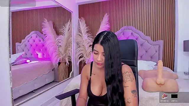 SelenaStonne Live XXX-Chat