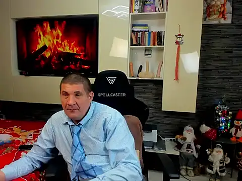 SpartacusDaddy48's Live XXX Chat