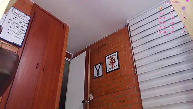 Salome-sw's Live XXX Chat