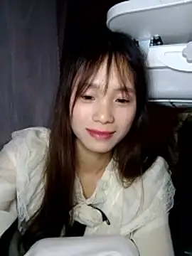 Vitamin-Heart0's Live XXX Chat