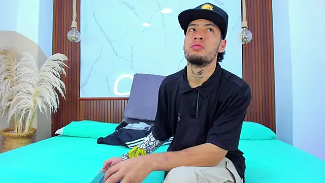 Loversinfire2のライブXXXチャット