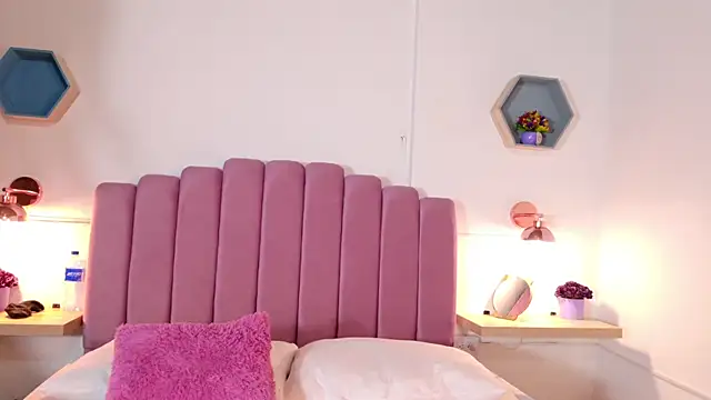 katiamoree's Live XXX Chat