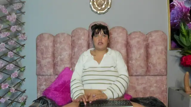 Auraexotic live XXX chat