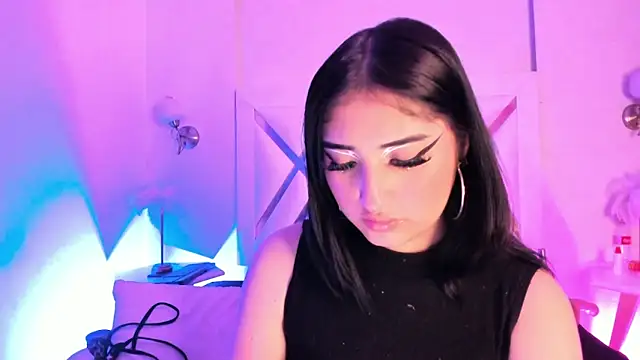 دردشة KattEngel الجنسية المباشرة