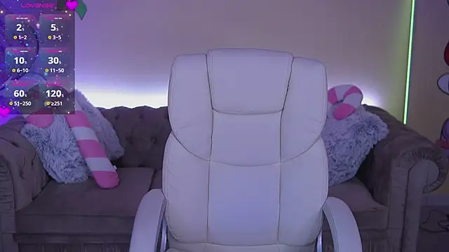 Онлайн чат XXX TinaMelt