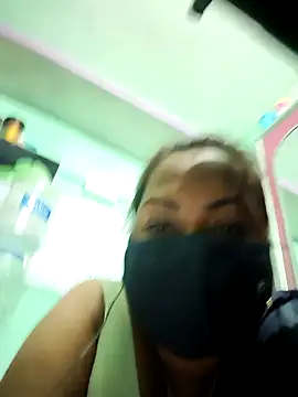 Tamil_Hot_Priya Adlı Modelin Web Kamerası Şovu