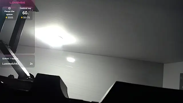 nairobi8 Live XXX-Chat