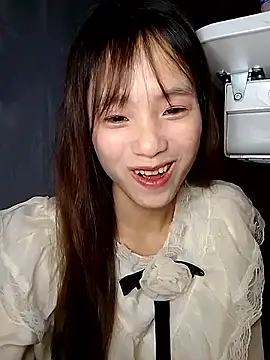 Vitamin-Heart0's Live XXX Chat