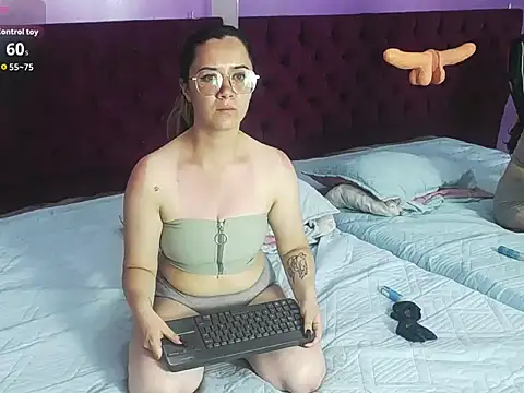 Alaiia___ 即時 XXX 聊天