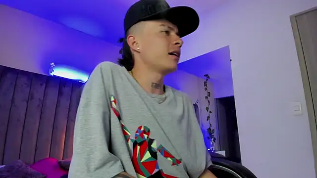 Nascary_FoxのライブXXXチャット