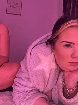 KatieCeexx Adlı Modelin Web Kamerası Şovu