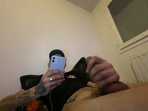 Rebeu313's Live XXX Chat