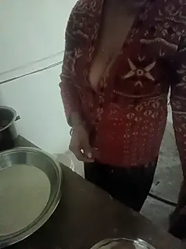 Village_sex élő XXX-chatje