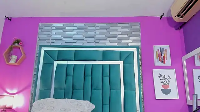 LORENSCOLLINS Live XXX-Chat