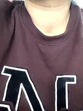 Dolly_Darling221 লাইভ XXX চ্যাট