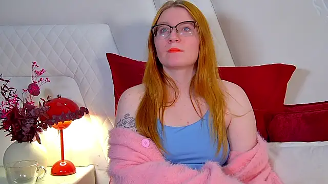 AliceAllisons' Live XXX Chat