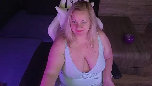 MolligSpielleのライブXXXチャット