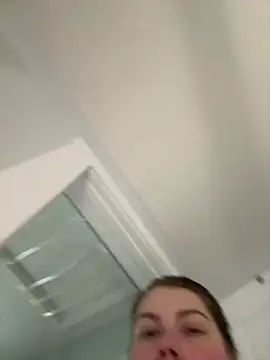 XXX chat uživo modela violetaurora95