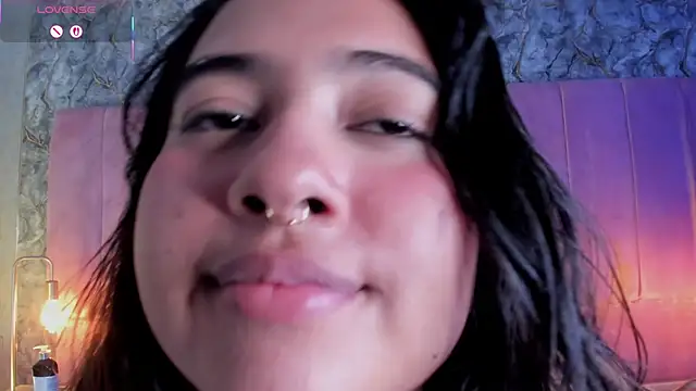 lilithst_ Adlı Modelin Canlı XXX Sohbeti