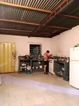 Show modela Hot_p0lla_grande_activo na web-kameri