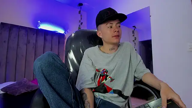 Nascary_Fox: απευθείας συνομιλία ΧΧΧ