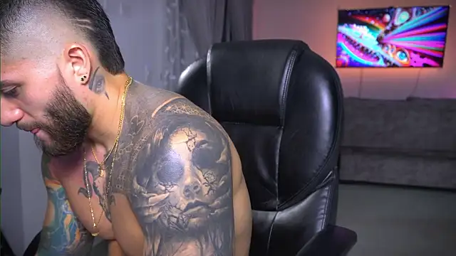 Chat +18 de Frank_Farrell ao vivo