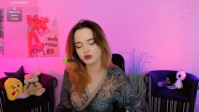 Chat +18 de liana_kisses ao vivo