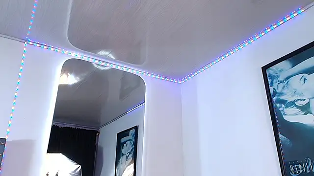 Chat +18 de GraceWallace_ ao vivo