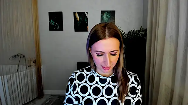 PassionGlow's Live XXX Chat