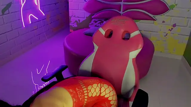 ValerySkinnyy: онлайн-секс-чат