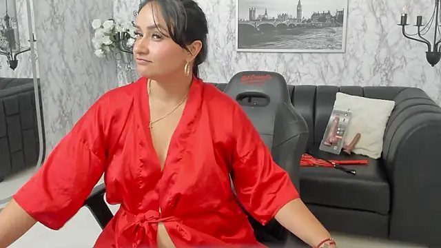 AlexandraMilff: онлайн-секс-чат