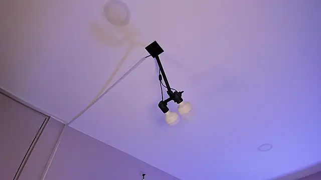 millieskinny18_'s Live XXX Chat