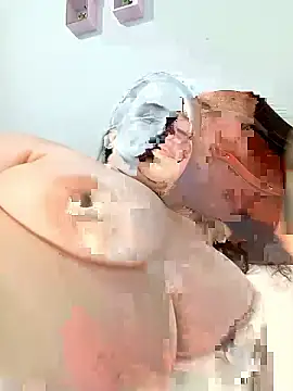 Онлайн чат XXX lunanataly