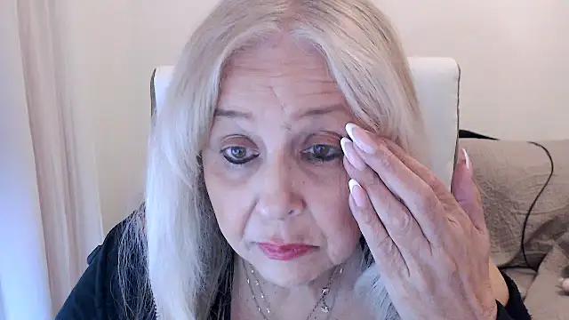 SusiLifeXXX live XXX chat