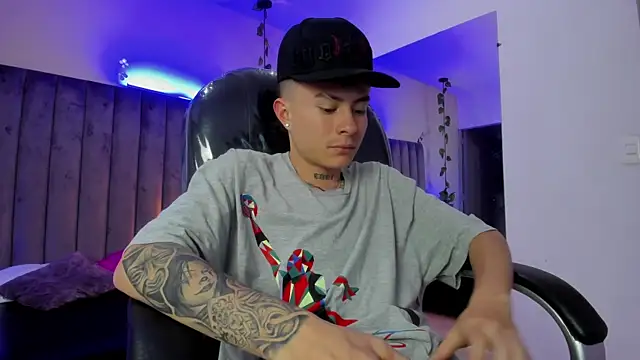 Nascary_Fox Chat XXX live