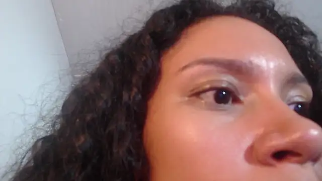 Little18Doll live XXX chat