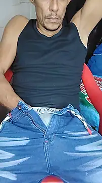 juanmaur22 webcam show