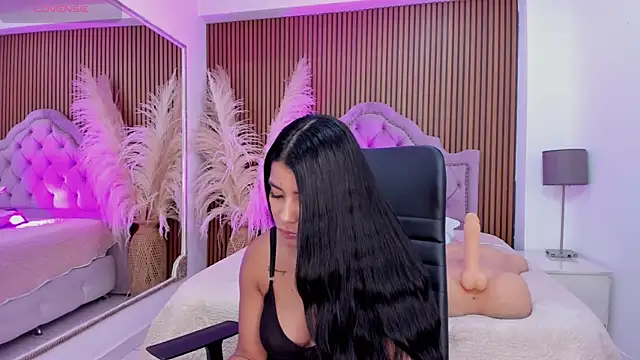 SelenaStonne – Live XXX-chat