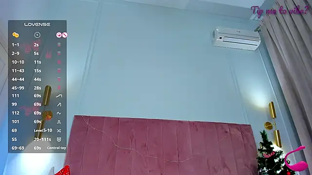 Mayzzien Live XXX chat