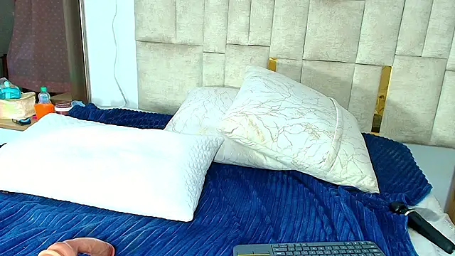 Baby_Scarleth_ Chat XXX in diretta