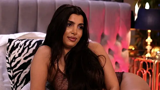 NicoleCellini's Live XXX Chat