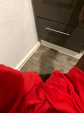 Trhge253's Live XXX Chat